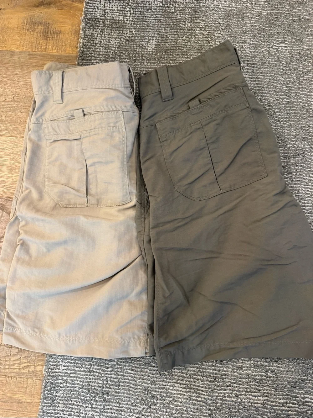 The North Face Men’s Tan and Olive Cargo trail or camping Shorts